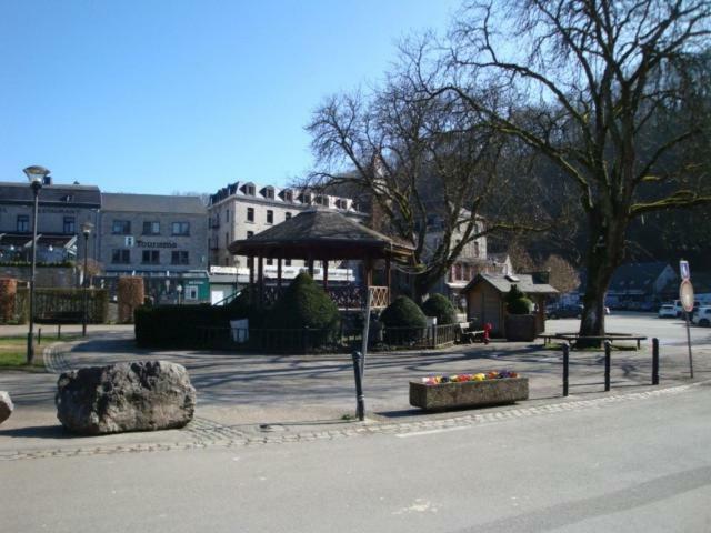Villa Le Poirier De Warre Durbuy Exterior foto